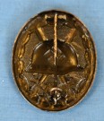  Wound Badge in Black 1939 maker marked L/11 thumbnail