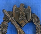 Infantry Assault Badge in Bronze - C.E. Juncker, Berlin (Infanterie Sturmabzeichen in Bronze) Very rare thumbnail