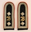 Heer Artillery Beobachter Oberfeldwebel's Shoulder Straps thumbnail